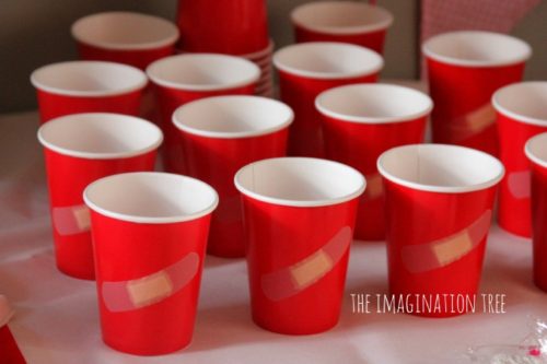 Doctor-themed-party-cups-680x453