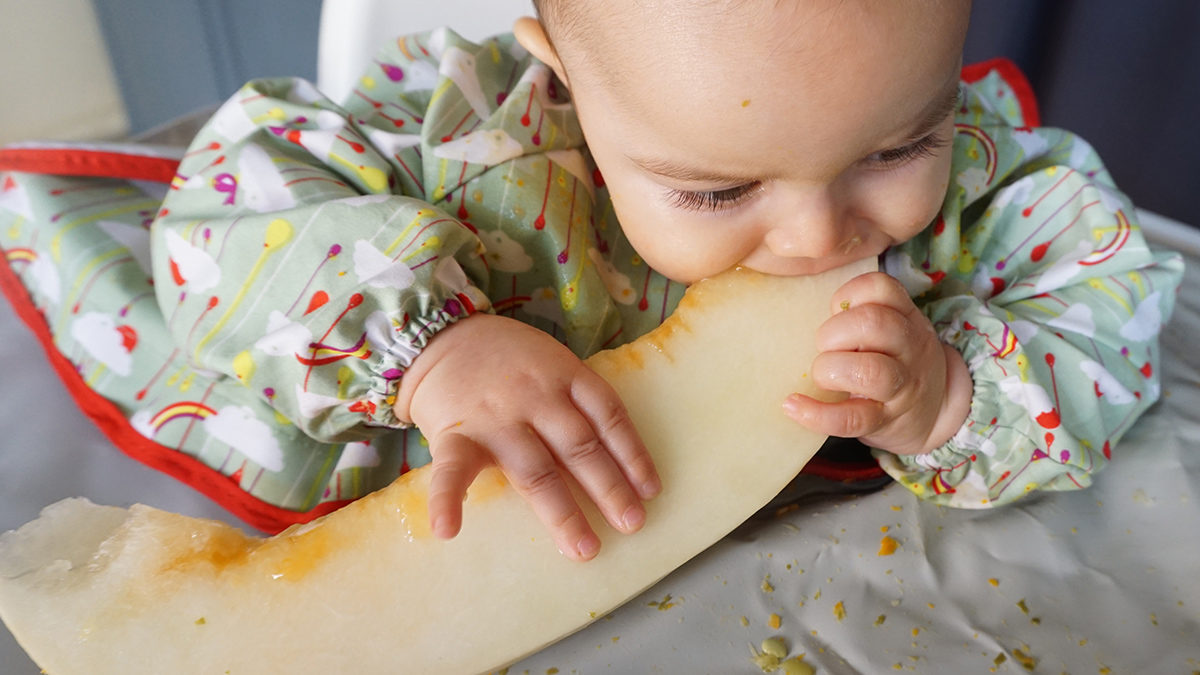 Baby-led weaning fora de casa