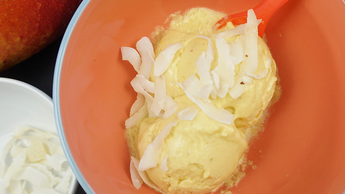 gelado de coco e manga