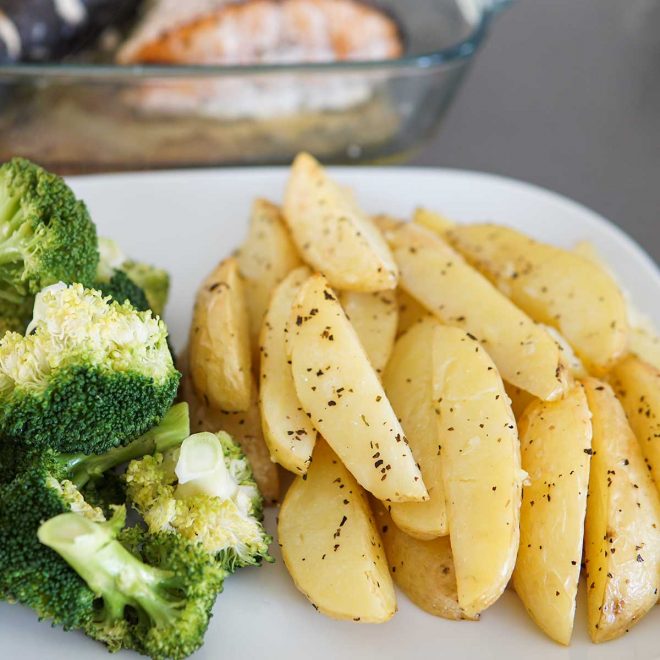 batatas no forno com ervas aromáticas