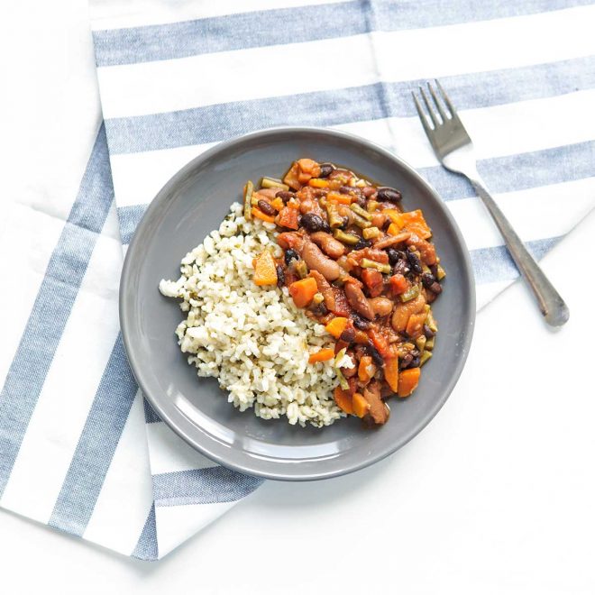 chili vegetariano com arroz integral