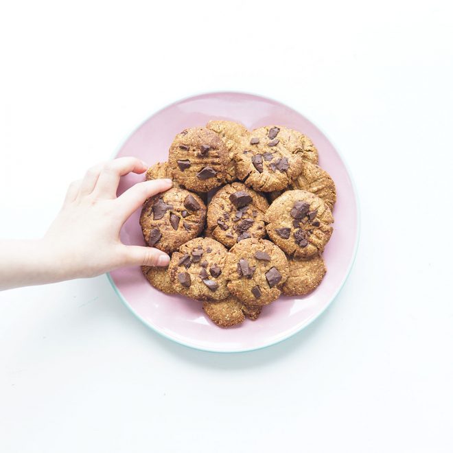 bolachas de aveia com pepitas de chocolate